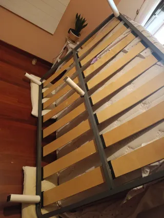 Somier de lamas con 5 patas