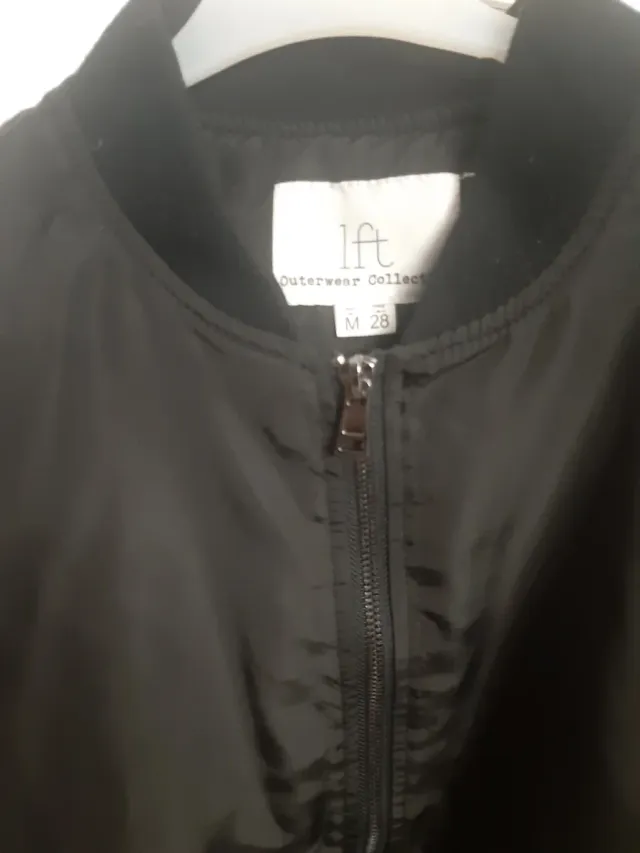 Chaqueta bomber negra