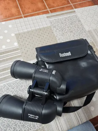 Prismáticos Bushnell 12x50