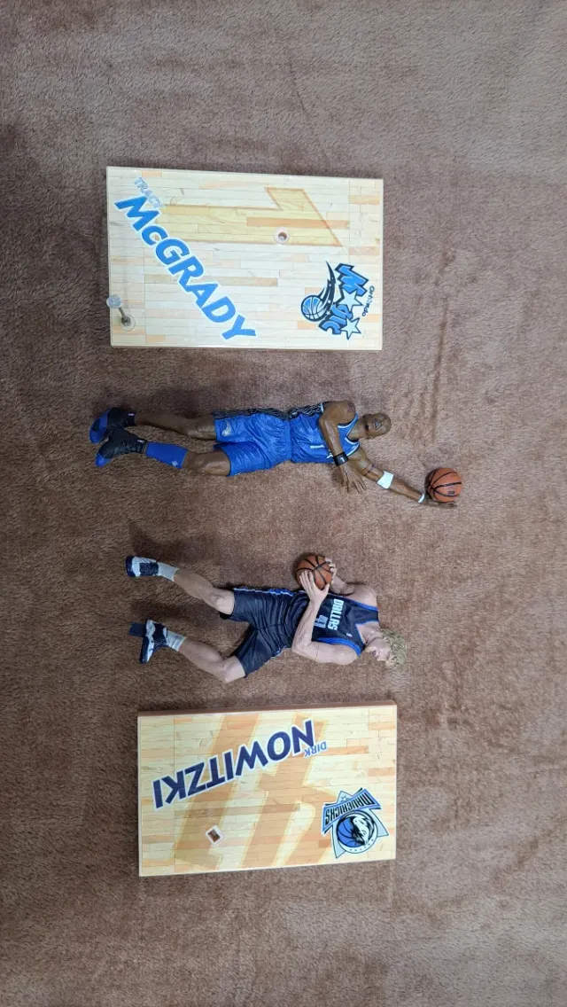 2 Figuras McFarlane NBA