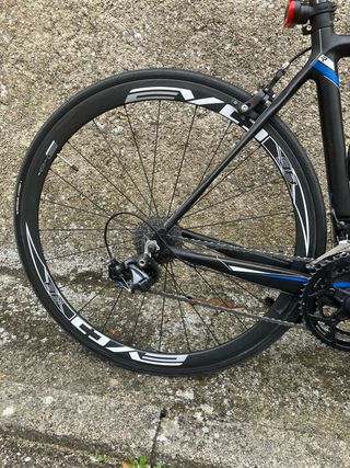 Bicicleta Ridley Fénix Negra y Azul