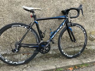 Bicicleta Ridley Fénix Negra y Azul