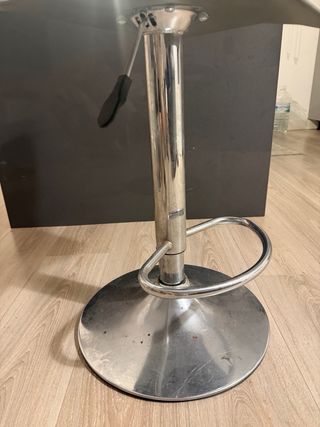 Taburetes hidráulicos grises (4 unidades)