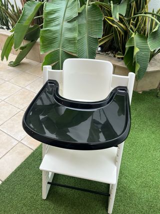 A ESTRENAR! Bandeja NEGRA para trona Stokke