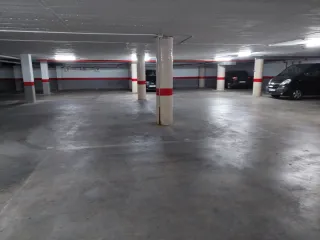 Parquing, Parking o de Garaje