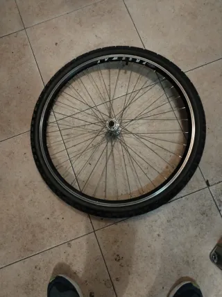 Rueda Delantera( 26)MAVIC.MODEL QUANDO!