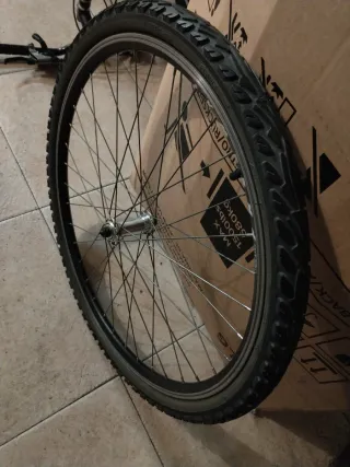 Rueda Delantera( 26)MAVIC.MODEL QUANDO!