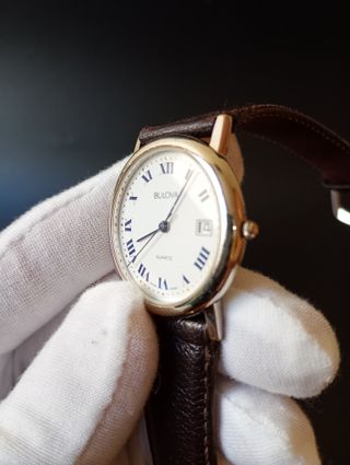 Reloj Bulova Cuarzo Marrón y Dorado