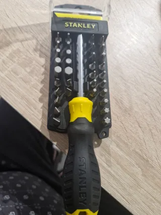 Destornillador Stanley con puntas