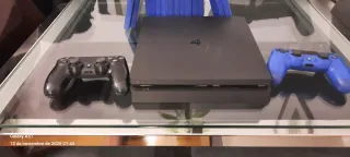 PS4 (PlayStation 4) Negra + 2 Mandos + Juegos