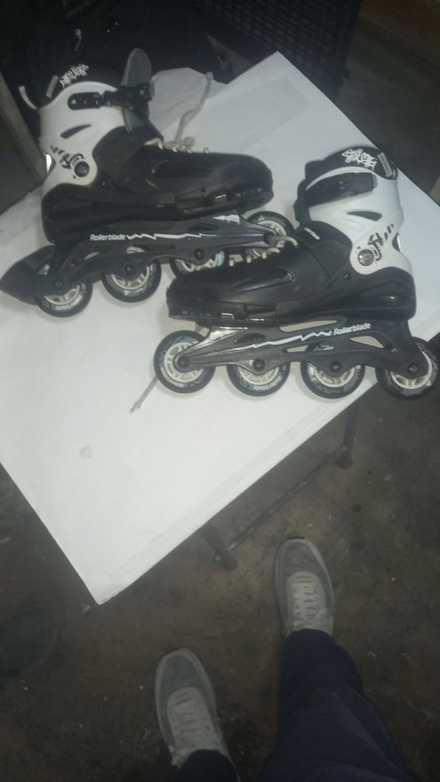 Patines Rollerblade Negros y Blancos talla 33-38