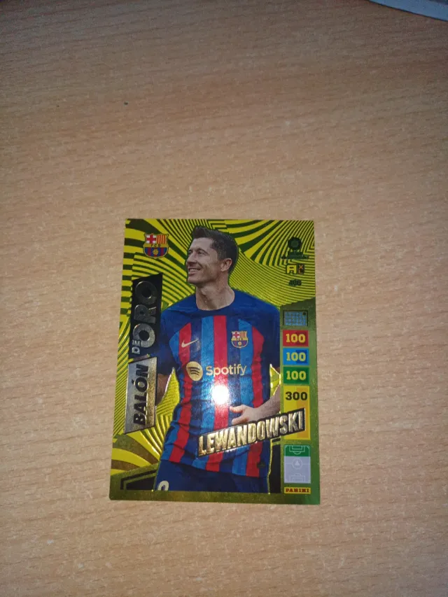 Carta adrenalyn Lewandowski balón de oro 2022-2023