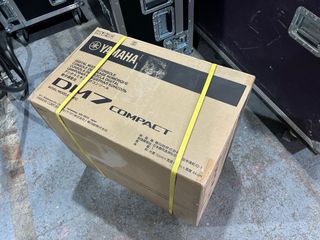 Yamaha DM7 Compact - Consola Digital Nueva
