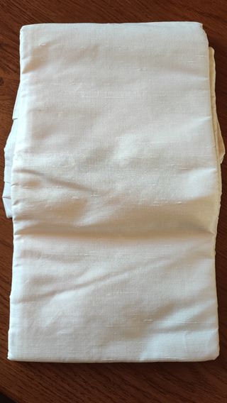 Taglio di seta thailandese bianco