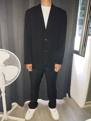 Traje de hombre negro