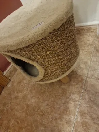 Cama para gato tipo cueva tejida