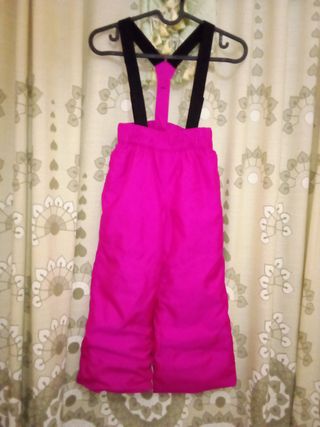 Pantalones de esquiar con tirantes fucsia
