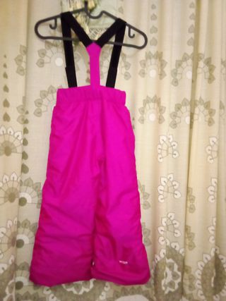 Pantalones de esquiar con tirantes fucsia
