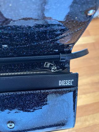 Portafoglio Diesel con tracolla nero