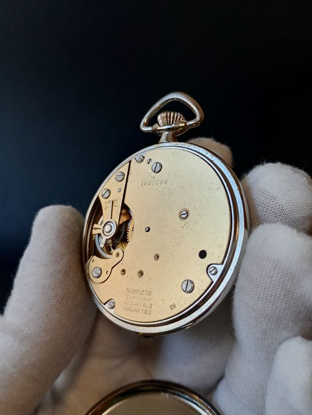 Reloj de bolsillo Kienzle Antimagnetic