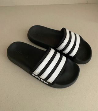 Chanclas Adidas niño Talla 34, no 35, 34