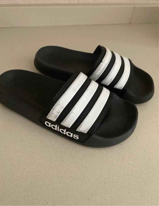 Chanclas Adidas niño Talla 34, no 35, 34