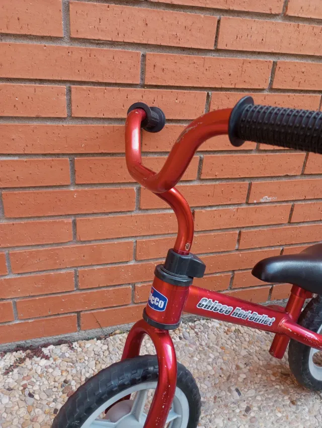 Bicicleta sin pedales Chicco Red Bullet