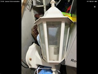 Farol exterior blanco y transparente