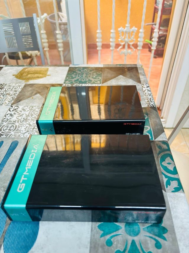 GT MEDIA V8 Receptor Satélite 2por 40€