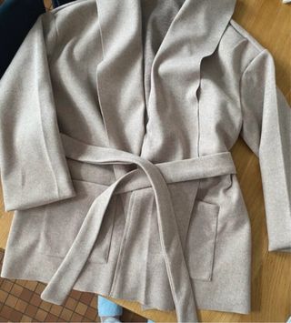 Abrigo paño beige nuevo