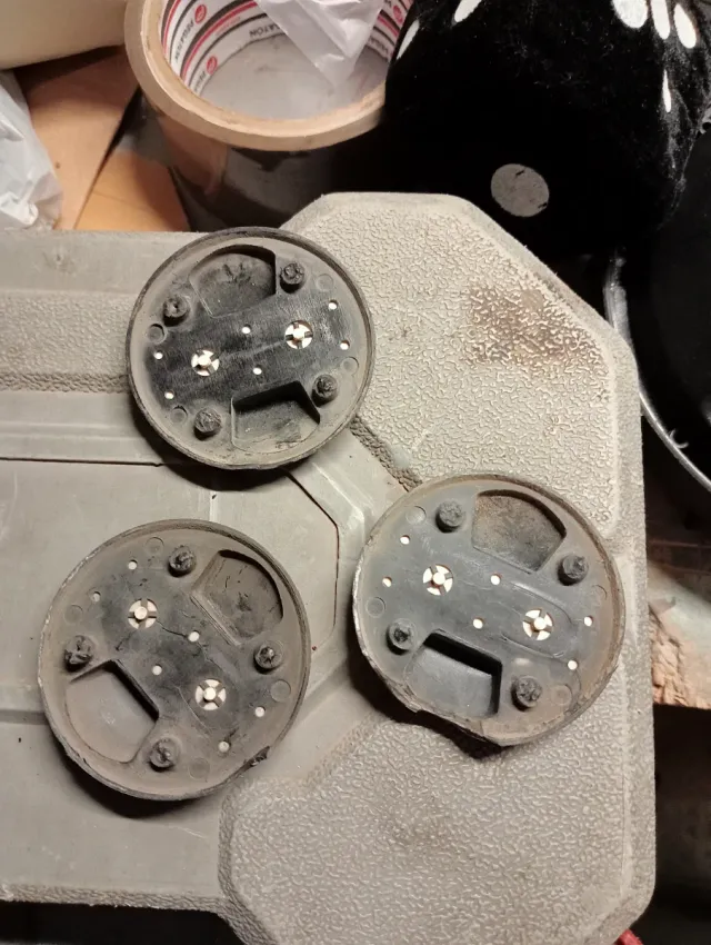 Tapabujes Seat (3 unidades)