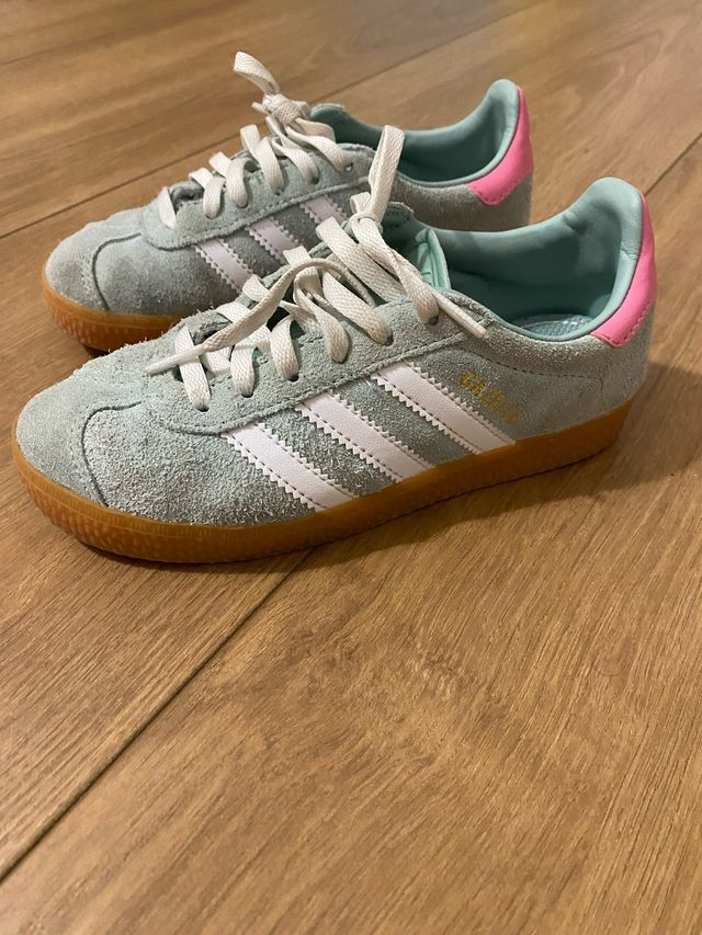 Adidas Gazelle niña talla 31
