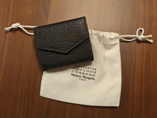 MAISON MARGIELA - Cartera Pequeña de Piel - Nueva