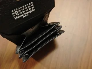 MAISON MARGIELA - Cartera Pequeña de Piel - Nueva