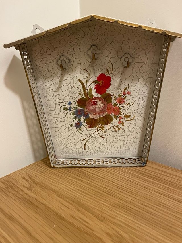 Portachiavi metallo decorato floreale