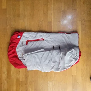Saco funda silla bebé invierno rojo