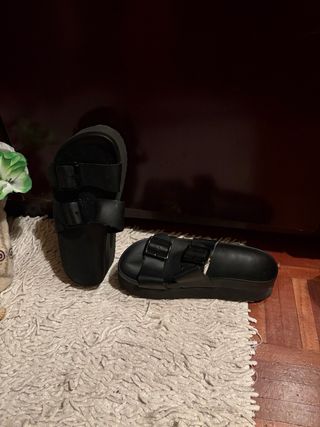 Sandalias negras plataforma H&M