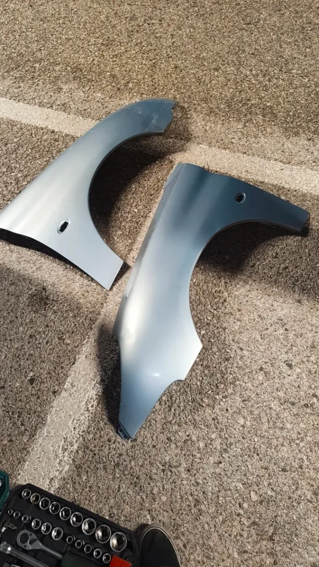 Aletas delanteras Peugeot 206