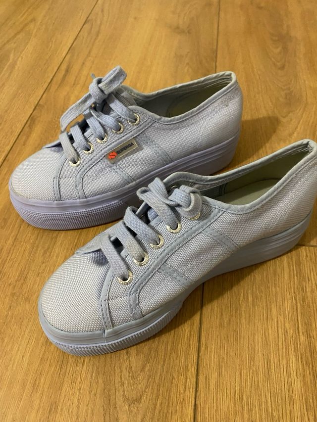 Superga moradas talla 36