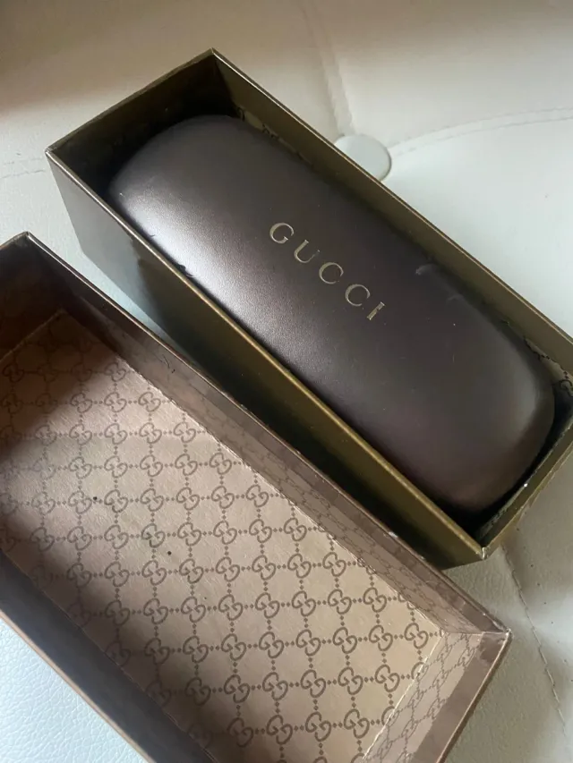 Custodia più scatola