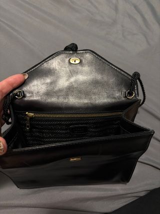 Bolso Prada de Piel y Pelo Negro