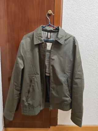Chaqueta Harrington Verde MANGO