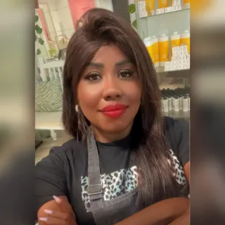 Peluquera Profissional " Leer Descripción"