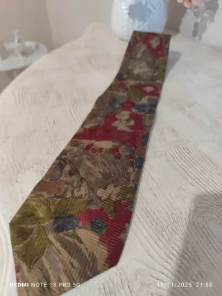 Cravatta Seta Hubert Milano Nuova