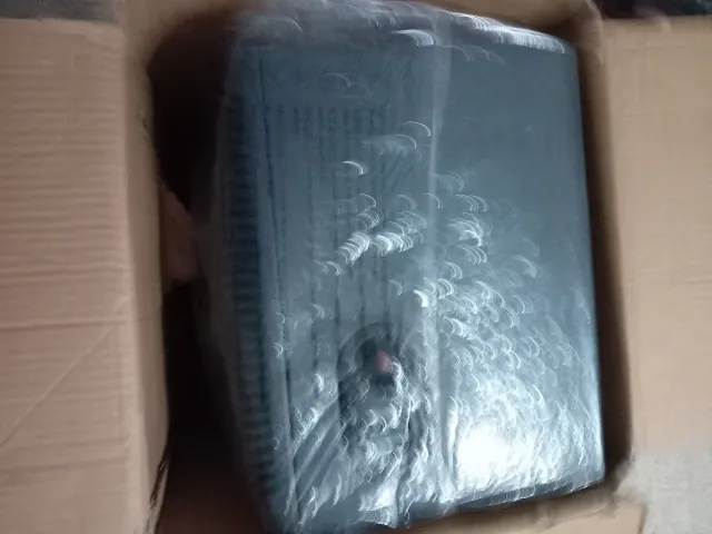 Calentador Hyundai Negro