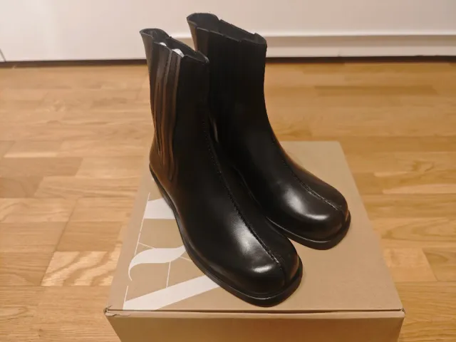 NANUSHKA X ZARA - Botas de Piel - Nuevas