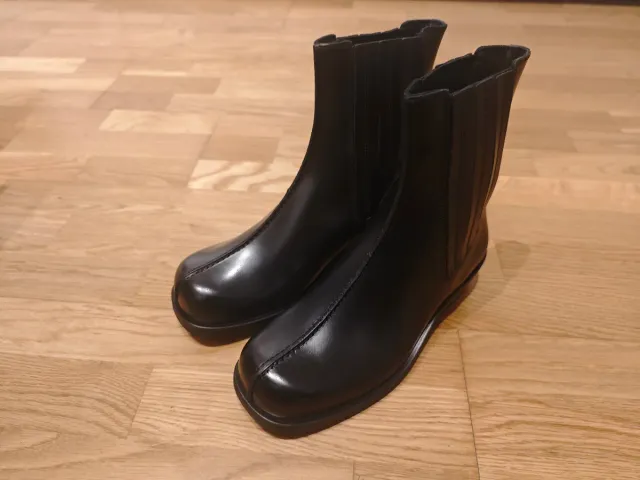 NANUSHKA X ZARA - Botas de Piel - Nuevas