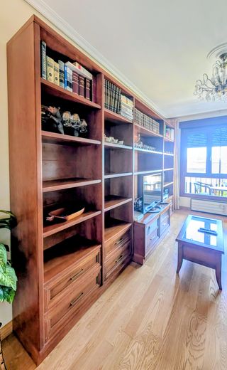 Librería Roble Macizo Salón