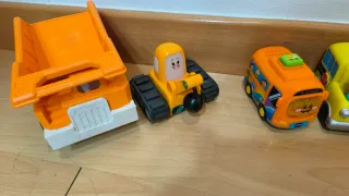 Lote  9 coches infantiles Vtech, Molto