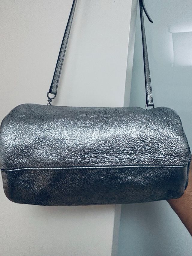 Bolso Bimba y Lola piel color plata